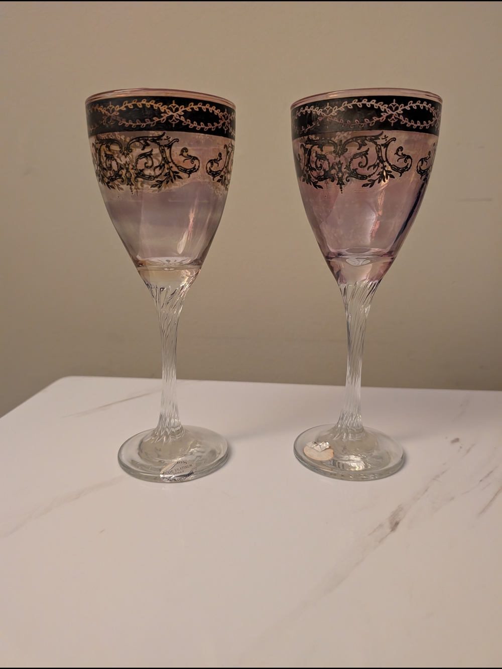 Italian Crystal Wine Glasses Pure Platinum Hand Decorated Gold Filigree Set of 2
